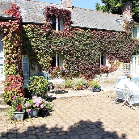 Le Glycine A Manoir Sainte Cecile Apartment Juvigny-Val-d'Andaine Exterior photo